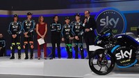 Inilah para rider Sky Racing Team VR46 di kelas Moto2 dan Moto3 pada 2019. (Foto: Instagram @skyracingteamvr46)