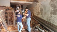 Ahok berada di Belitung sejak Sabtu (2/2). Dari foto-foto yang ditampilkan, Ahok tampak ditemani oleh ketiga anaknya. Ibunda Ahok, Buniarti Ningsih, juga ikut terbang kembali ke Belitung.  Ahok berada di Belitung sejak Sabtu (2/2). Dari foto-foto yang ditampilkan, Ahok tampak ditemani oleh ketiga anaknya. Ibunda Ahok, Buniarti Ningsih, juga ikut terbang kembali ke Belitung.
