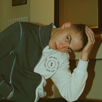 Tahun ini, ia pun akan merilis film terbaru sebagai pemeran utama dalam After yang merupakan adaptasi dari fanfiction mengenai Harry Styles. Hero akan berperan sebagai Hardin Scott yang pemberontak. Foto: Dok. Twitter/Instagram @hero_ft