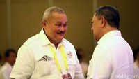 Sejumlah tokoh nasional turut hadir dalam acara tersebut, diantaranya Ketua Tim Kampanye Nasional Erick Thohir, Wakil Presiden Jusuf Kalla, dan mantan Gubernur Sumatera Selatan Alex Noerdin.