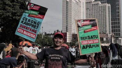 Aksi Masyarakat Lawan Hoax di CFD Jakarta