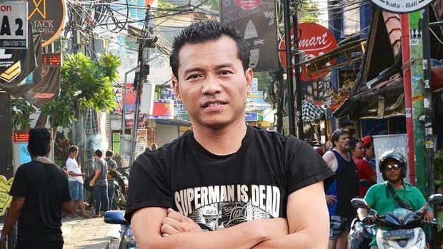 Anang Hermansyah 'Berkaos' Superman is Dead Viral di Instagram