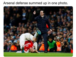 Meme-meme Kejam Arsenal Terdampar di Posisi Enam