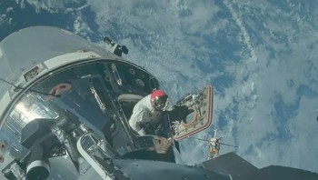 Coba isi kolom komentarnya ya...Foto: NASA