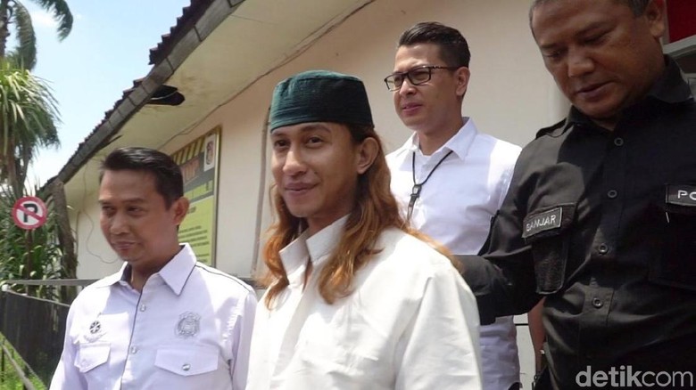 MA Restui Persidangan Habib Bahar Dipindah ke Bandung MA Restui Persidangan Habib Bahar Dipindah ke Bandung