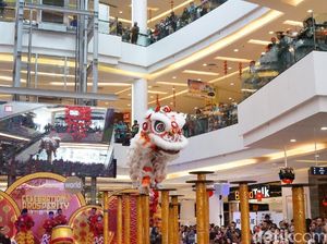 Imlek Dirayakan di Rumah, Atraksi  Barongsai di Mal Ditiadakan?