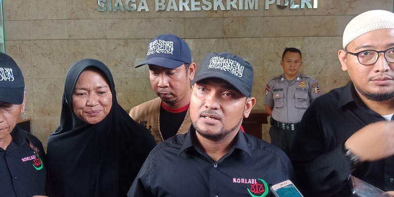 Jokowi-Prabowo Disebut Tak Bahas Habib Rizieq, Begini Respons PA 212 Jokowi-Prabowo Disebut Tak Bahas Habib Rizieq, Begini Respons PA 212