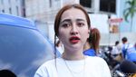 Bibir Merah Merona Cupi Cupita yang Ngebet Nikah