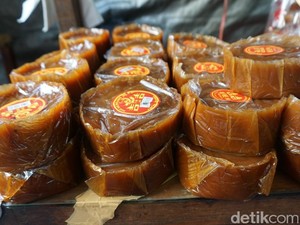 Berburu Buah, Kue Keranjang dan Manisan Imlek di Jalan Pancoran Glodok