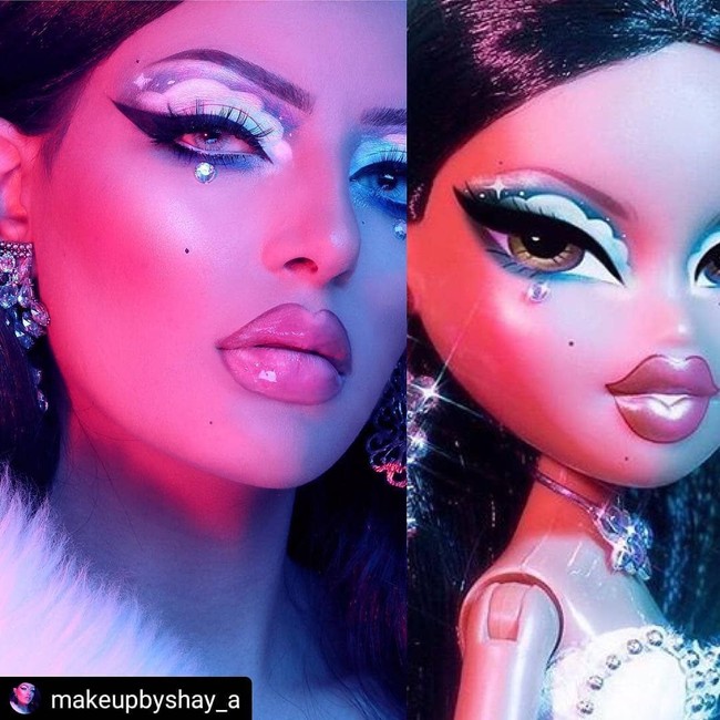 Boneka Bratz satu ini punya tingkat kesulitan makeup yang tinggi. Namun makeup artist bernama Shay mampu mengikuti tampilan makeup rumit dengan mata yang bergambar awan itu. Foto: Instagram