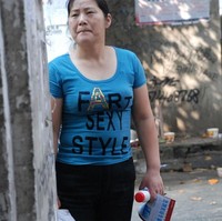 Menurut kaus biru ini, kentut (fart) itu adalah gaya yang seksi. Kamu setuju? (Foto: Instagram/boredpanda)