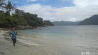 Susi juga berpesan, Pantai Mutiara bisa dijadikan kawasan ekowisata (Adhar Muttaqin/detikTravel)