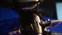 Motor dibanderol Rp 22.900.000 juta untuk MX-King.