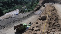 Hal tersebut, akan mempercepat aliran air yang bermuara di wilayah PLTA Saguling. Namun bila debit air sedang menurun, air tetap mengalir di aliran Sungai Citarum.