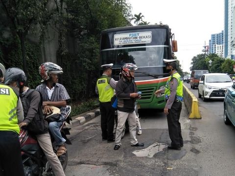 Penindakan di Jalan DI Pandjaitan