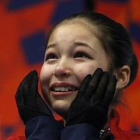 Hal ini pun merupakan sebuah sejarah. Sebelum Alysa, atlet termuda yang pernah menjadi pemenang perlombaan ice skating termuda di Amerika Serikat dipegang oleh Tara Lipinski di tahun 1997. Ketika itu, usianya 14 tahun. Foto: Instagram @alysaxliu