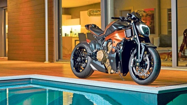 Modifikasi Ducati Panigale V4 Foto: Pool (MCN) Modifikasi Ducati Panigale V4 Foto: Pool (MCN)