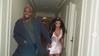 Kim pun selalu mengikuti dan membela suaminya itu meski kerap melakukan hal kontroversial. Dok. Instagram/kimkardashian