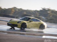 Nama-nama Mobil yang Artinya Saru