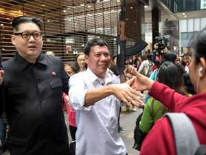 Saat Rodrigo Duterte dan Kim Jong-Un Hebohkan Warga Hong Kong