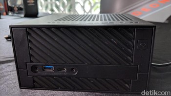 Menjadi perangkat pertama AMD Mini STX Platform. Foto: Adi Fida Rahman