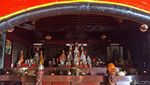 Foto Harmoni Jawa-Tionghoa di Vihara Puncak Gunung Semarang