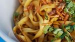 Biar Semangat Enaknya Sarapan Yamien yang Mulur Manis