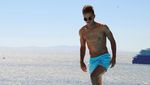 Foto: Denis Suarez yang Berperut Sixpack dan Suka ke Pantai