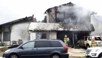 Sebuah pesawat jatuh menabrak rumah di Yorba Linda, California, Amerika Serikat. (Dok. Alex Gallardo/ASSOCIATED PRESS))