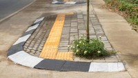 Akses 6 ruas jalan lingkungan, jalur pedestrian dan saluran drainase juga dibenahi sehingga memperlancar konektivitas ke lokasi wisata. Istimewa/Kementerian PUPR.