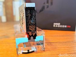 Unboxing AMD Radeon 7, Kartu Grafis Mumpuni untuk Gamer