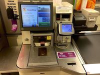 Remaja Ini Curi PlayStation dengan Menimbangnya Sebagai Buah di Supermarket