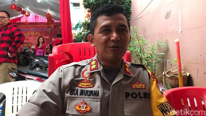 Wakapolres Pantau Situasi, Perayaan Imlek di Kota Bekasi Kondusif Wakapolres Pantau Situasi, Perayaan Imlek di Kota Bekasi Kondusif