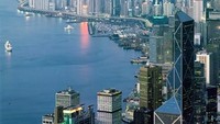 Bank ini didirikan pada 1 Oktober 2001 dari merger 12 anak perusahaan dan rekanan Bank Cina di Hong Kong. (jmhdezhdez.com)