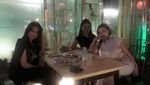 Pedangdut Seksi Cupi Cupita Doyan Makan Bakso hingga Permen
