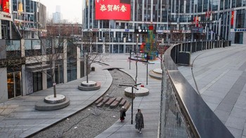 Hal ini pun menjadikan kota-kota besar di China mendadak kosong seperti kota hantu. Foto: Reuters/Thomas Peter