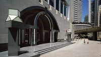 Konstruksi dimulai pada tahun 1985 dan bangunan selesai pada tahun 1989. (jmhdezhdez.com)