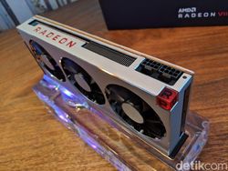 Unboxing AMD Radeon 7, Kartu Grafis Mumpuni untuk Gamer