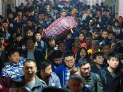 Potret Kota Hantu yang Ditinggal Saat Mudik Imlek