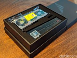 Unboxing AMD Radeon 7, Kartu Grafis Mumpuni untuk Gamer