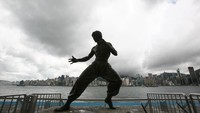 Penduduk Hong Kong hanya 7,4 juta. Turis yang datang per tahun ke sana 27,9 juta! (China Photos/Getty Images)