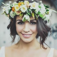 Seperti dilansir dari Daily Star, wanita berusia 36 tahun ini merupakan ibu tunggal dengan empat anak dan juga bintang televisi, Irlandia AM. Foto: Facebook