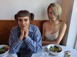 6 Influencer yang Cantik Menawan, Tapi Tidak Nyata