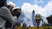 Suasana peresmian Monumen Pesawat F-5 Tiger di Lanud Iswahjudi, Magetan, Jawa Timur, Rabu (6/2/2019). ANTARA FOTO/Siswowidodo.