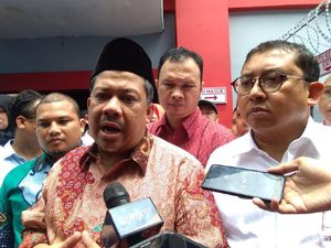 Fahri-Fadli Akan Terima Penghargaan Bintang Mahaputera di Istana Hari Ini