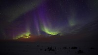 Pemandangan Aurora Borealis pun dapat dilihat dari sejumlah daerah di Norwegia. Istimewa/Dean Mouhtaropoulos/Getty Images.
