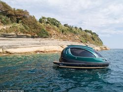 Penampakan Kapal Kapsul Futuristik Seharga Rp 3,5 Miliar