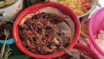 Sarapan Kenyang dan Puas dengan Nasi Krawu Berlauk Komplet