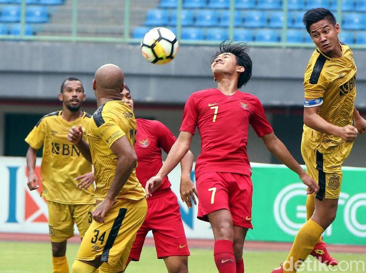 Timnas U-22 vs Bhayangkara FC Tanpa Pemenang