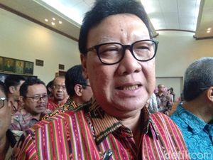 Mendagri: Kelompok Penyebar Hoaks dan Black Campaign Racun Demokrasi